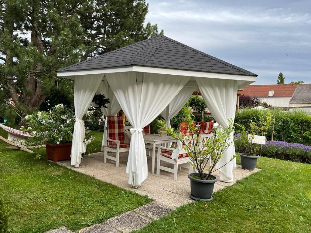 Ferienwohnung Sekt&Wein - Walter Klein Illmitz Exterior foto